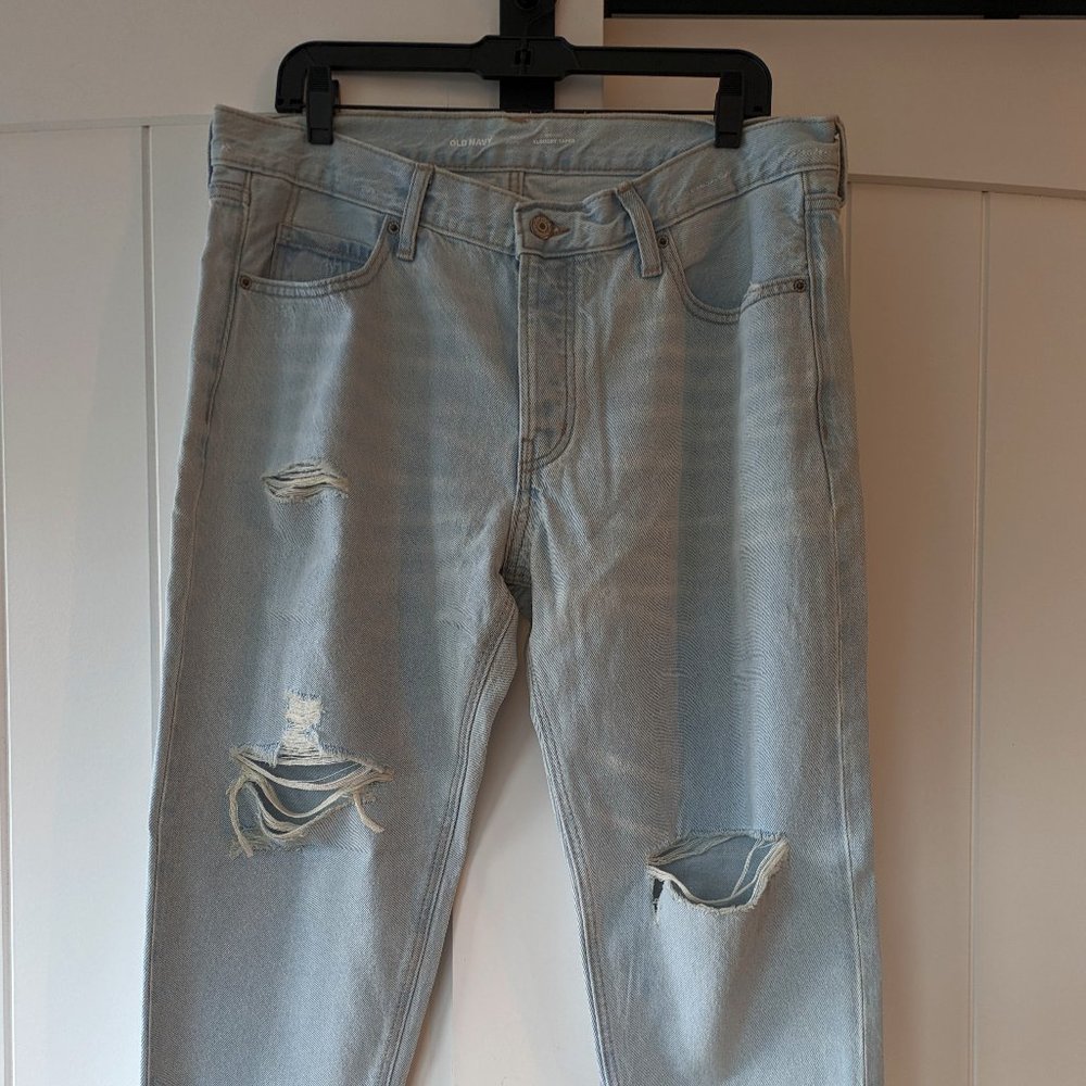 🌸 NWT Old Navy Mid-Rise Slouchy Taper Light Non-Stretch 12P Knee Ripped Jeans